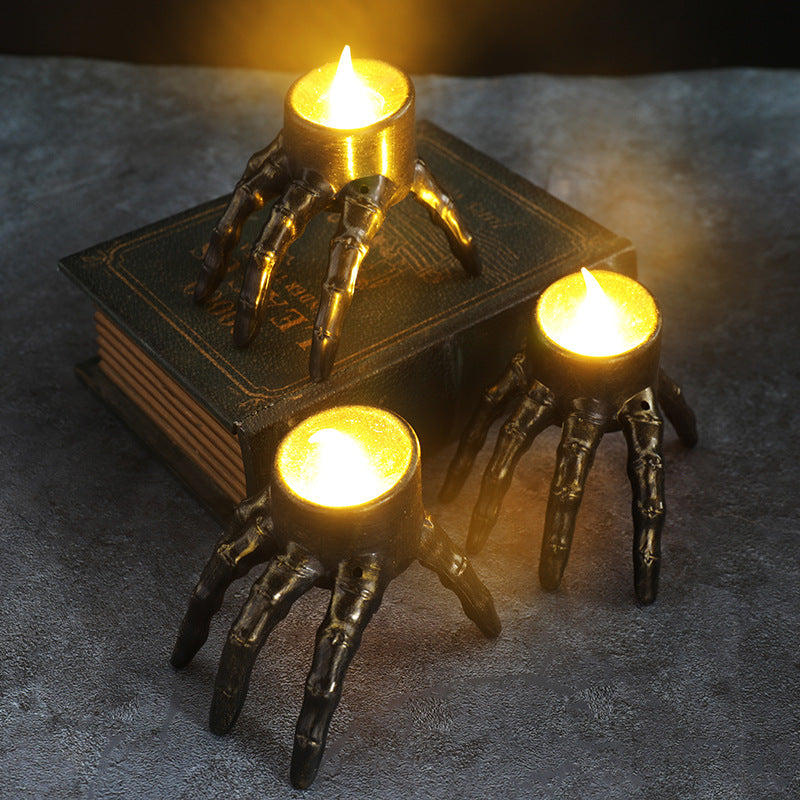 Skull Hand Lantern🕯️